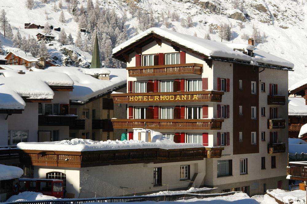 Hotel Rhodania Zermatt Bagian luar foto