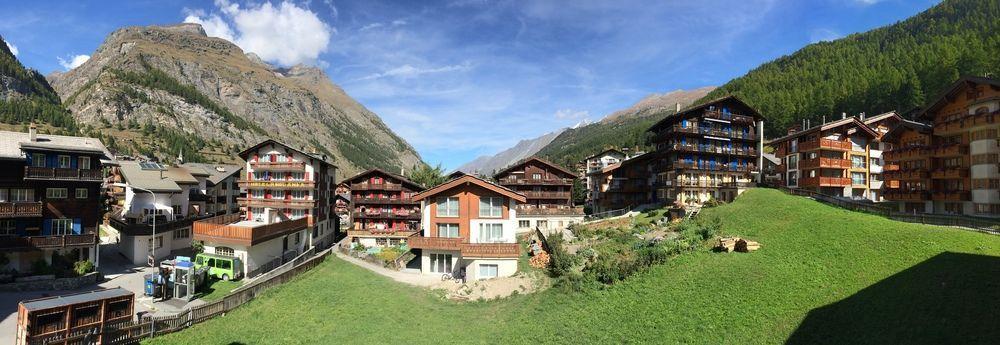 Hotel Rhodania Zermatt Bagian luar foto